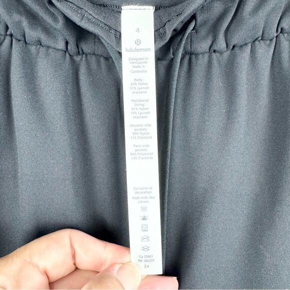 Lululemon Keep Moving Drawstring Athleisure Pant 7/8 High-Rise Black Size 4 - Picture 12 of 16